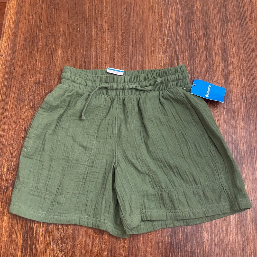 NWT Columbia Olive Green Women's Shorts Size S